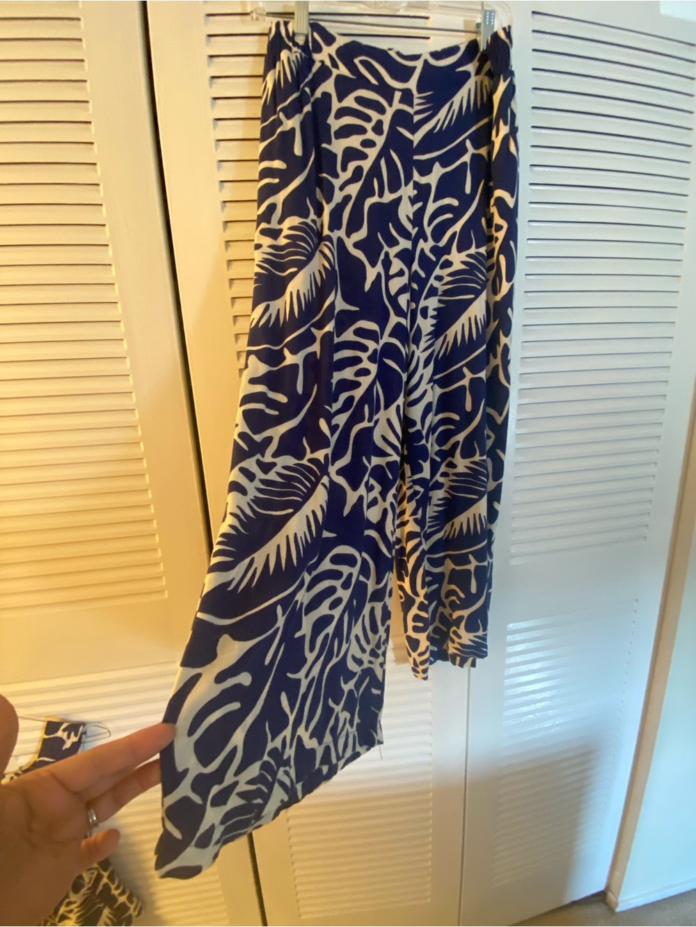 Rose & Olive Navy and White Tropical Swim Cover-Up Set - Picture 5 of 6